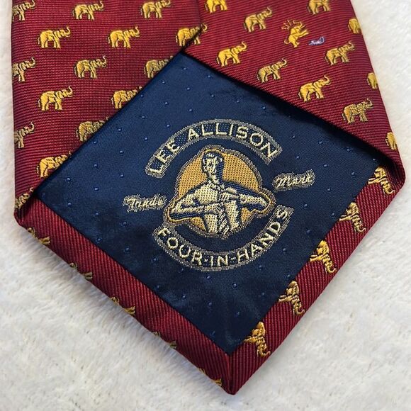 Lee Allison Four in Hands Elephant & Mouse Print Silk Tie - Picture 8 of 10